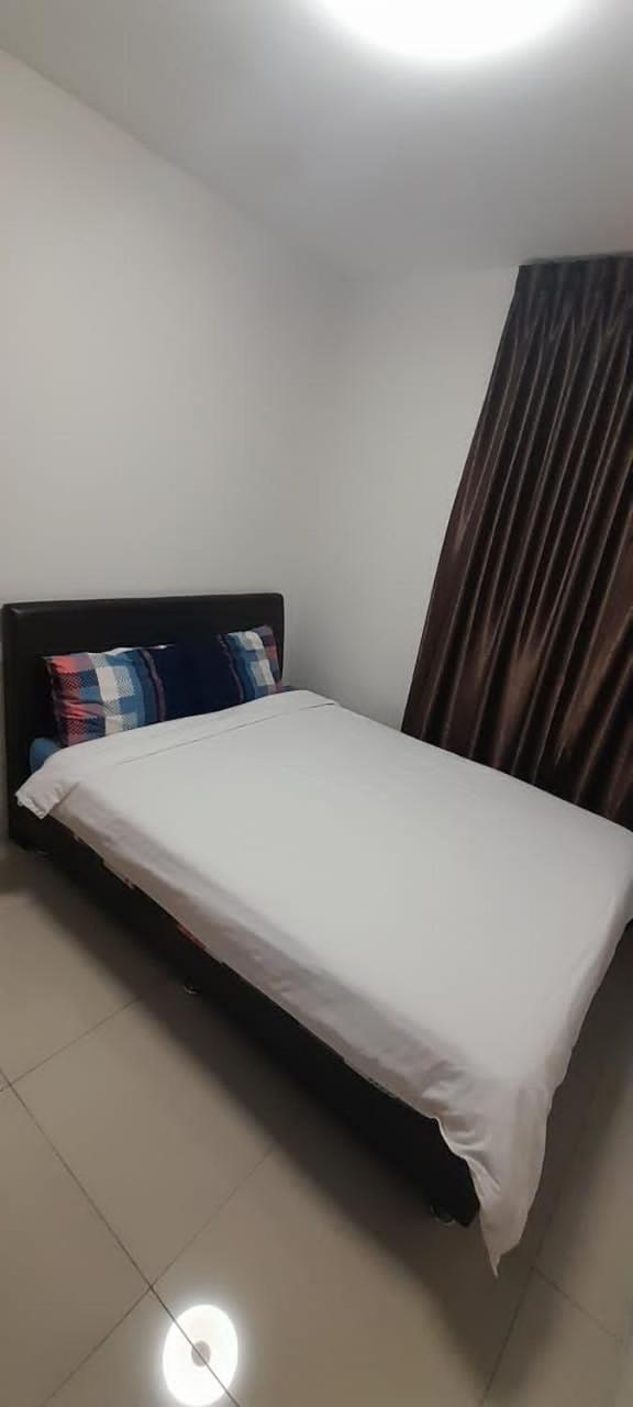 K. Riverfront Apartment Ипох Экстерьер фото